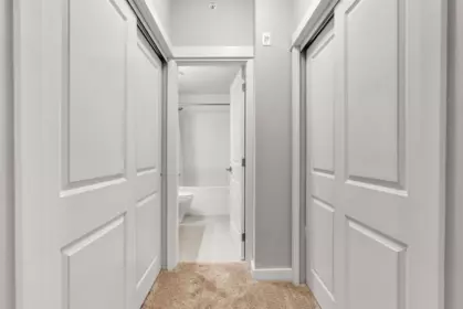 Walk-In Closet Photo of 102 5011 Springs Boulevard, Tsawwassen, BC