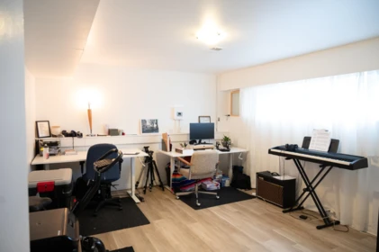 Basement Recreation Room Photo of 40322 Diamond Head Road, Squamish, BC