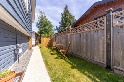 Outdoor Deck Photo of 40322 Diamond Head Road, Squamish, BC