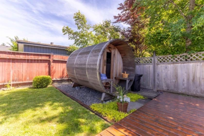 Swimming Pool Photo of 40322 Diamond Head Road, Squamish, BC