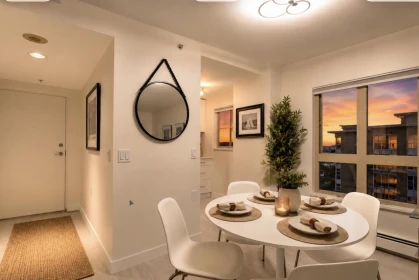 1604 121 W 15th Street, North Vancouver, BC, North Vancouver — Apartment/Condo for sale