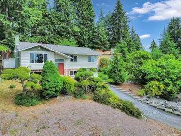 2519 Penshurst Court, Coquitlam, BC, Coquitlam — Single Family Residence for sale