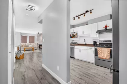 Kitchen Photo of 301 1655 Grant Avenue, Port Coquitlam, BC