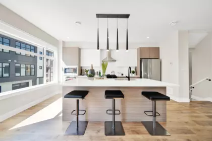 2 177 175a Street, Surrey, BC, Surrey — Townhouse for sale