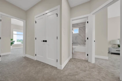 Primary Bathroom Photo of 2 177 175a Street, Surrey, BC