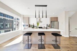 2 177 175a Street, Surrey, BC