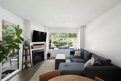 206 2388 Triumph Street, Vancouver, BC, Vancouver — Apartment/Condo for sale