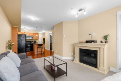 302 30525 Cardinal Avenue, Abbotsford, BC, Abbotsford — Apartment/Condo for sale
