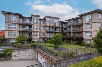 Loft / Bonus Room Photo of 302 30525 Cardinal Avenue, Abbotsford, BC