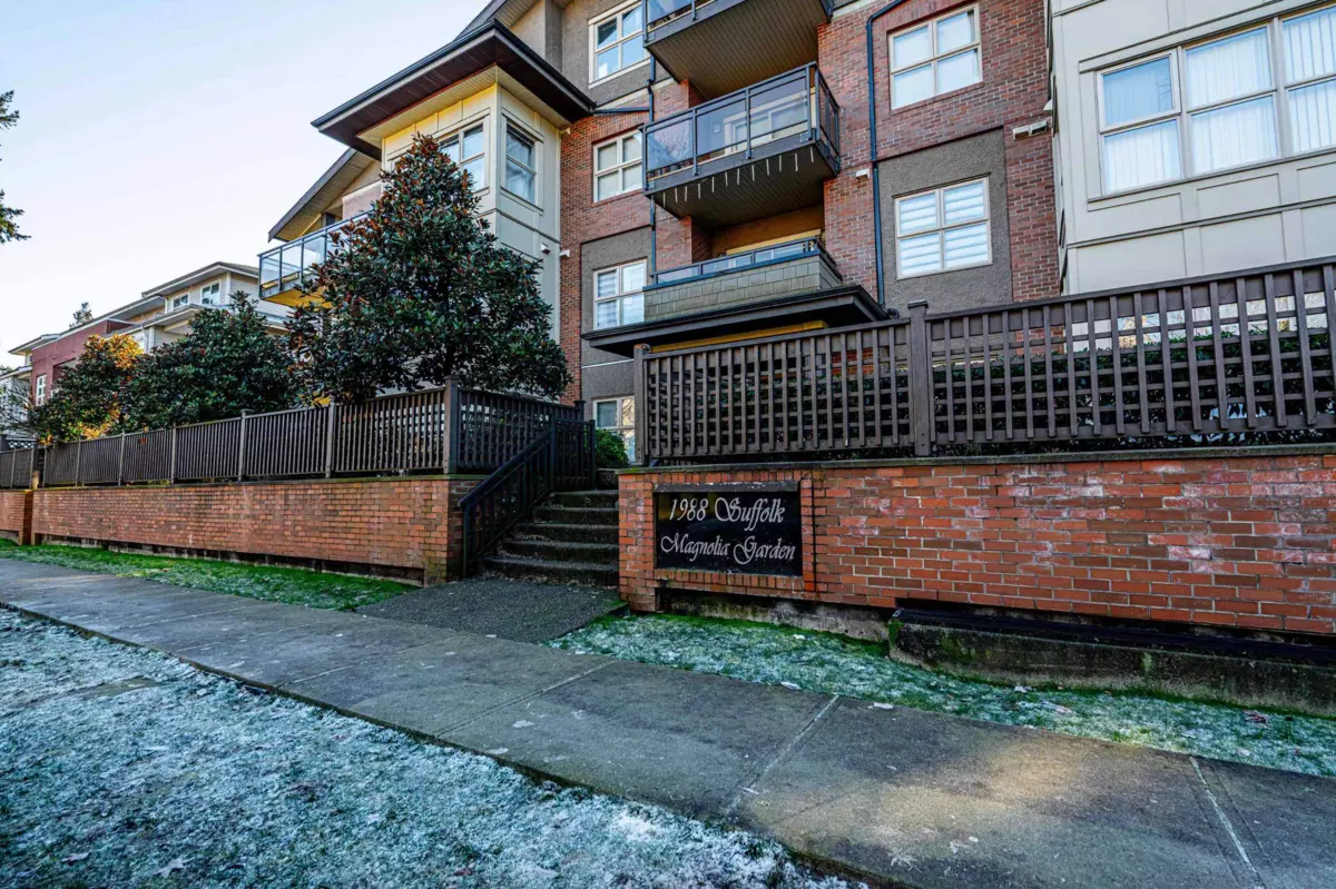 Exterior Rear Photo of 203 1988 Suffolk Avenue, Port Coquitlam, BC