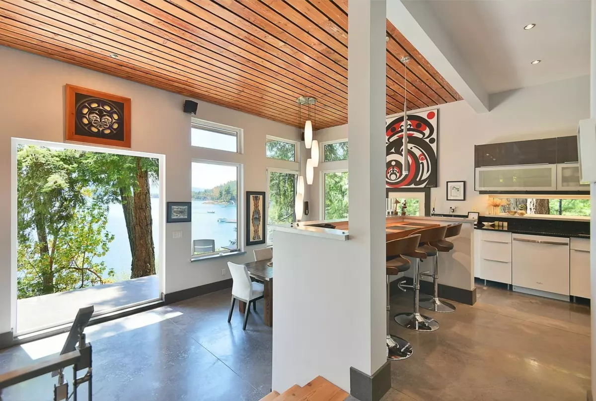 Family Room Photo of 13223 Pool Road, Garden Bay, BC
