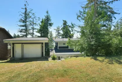 Hot Tub / Spa Photo of 13223 Pool Road, Garden Bay, BC