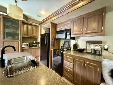 Kitchen Photo of 16 1650 Columbia Valley Road, Columbia Valley, BC