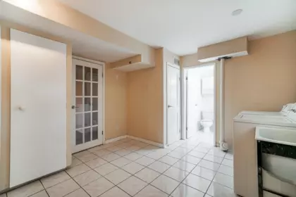 Hallway Photo of 6565 Sumas Drive, Burnaby, BC
