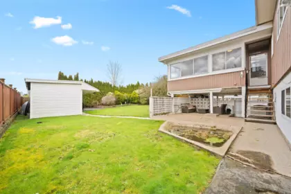 Swimming Pool Photo of 6565 Sumas Drive, Burnaby, BC