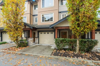 71 11305 240 Street, Maple Ridge, BC, Maple Ridge — Townhouse for sale