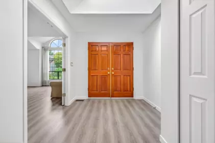 10467 Glenbrook Grove, Surrey, BC, Surrey — Single Family Residence for sale
