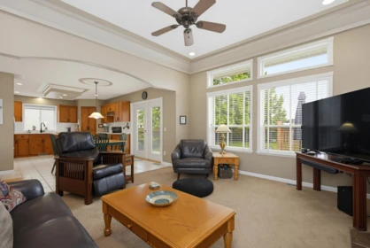Breakfast Nook Photo of 30585 Crestview Avenue, Abbotsford, BC