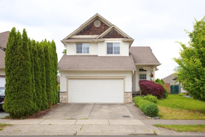 Playground / Recreational Area Near 30585 Crestview Avenue, Abbotsford, BC