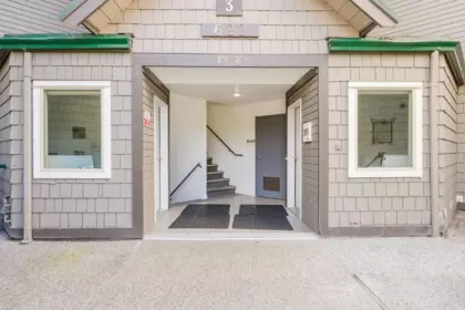 2 622 Farnham Road, Gibsons, BC, Gibsons — Apartment/Condo for sale