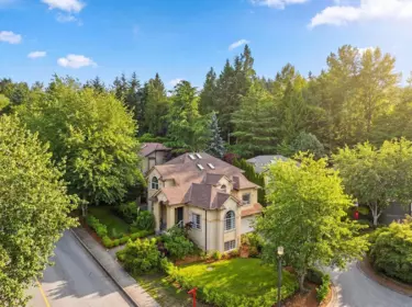116 Parkside Drive, Port Moody, BC, Port Moody — Single Family Residence for sale
