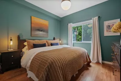 Hallway Photo of 116 Parkside Drive, Port Moody, BC
