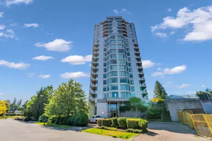 Hot Tub / Spa Photo of 1701 13880 101 Avenue, Surrey, BC