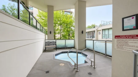 Office / Den Photo of 701 1228 W Hastings Street, Vancouver, BC
