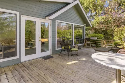 Outdoor Deck Photo of 15342 Killarney Court, Surrey, BC