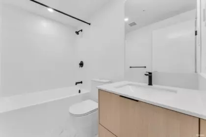 Primary Bedroom Photo of 1111 13738 Central Avenue, Surrey, BC