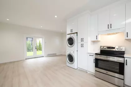 Hot Tub / Spa Photo of 1421 Barberry Drive, Port Coquitlam, BC