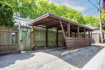 Hot Tub / Spa Photo of 3877 W Broadway, Vancouver, BC