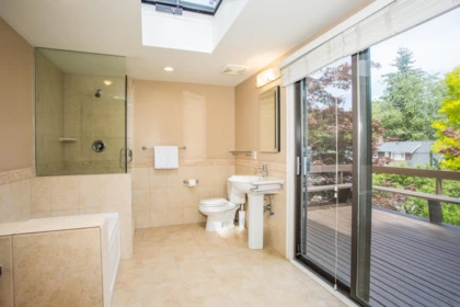 Laundry Room Photo of 3877 W Broadway, Vancouver, BC