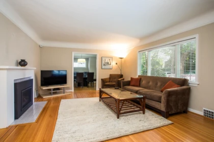 3877 W Broadway, Vancouver, BC, Vancouver — Single Family Residence for sale
