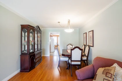 Kitchen Photo of 12 32615 Murray Avenue, Abbotsford, BC