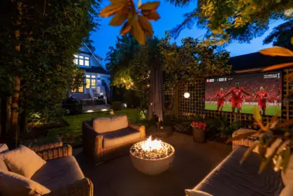 Backyard Photo of 565 E 45th Avenue, Vancouver, BC