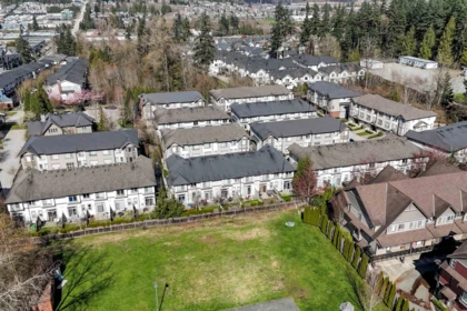 Backyard Photo of 61 14838 61 Avenue, Surrey, BC