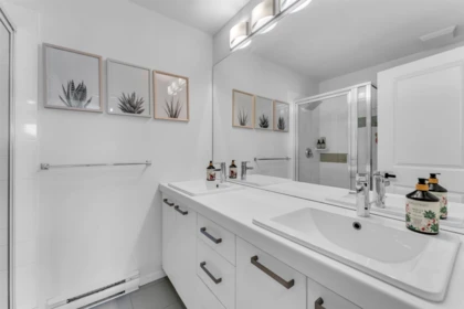 Powder Room Photo of 61 14838 61 Avenue, Surrey, BC