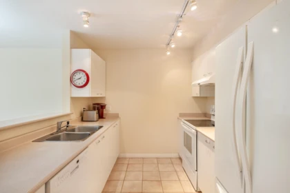 Breakfast Nook Photo of 101 5855 Cowrie Street, Sechelt, BC