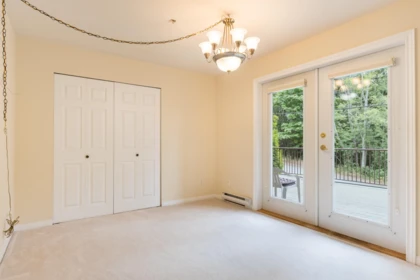 Guest Bathroom Photo of 101 5855 Cowrie Street, Sechelt, BC