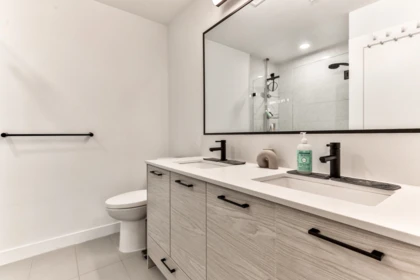 Powder Room Photo of 305 20019 83a Avenue, Langley, BC