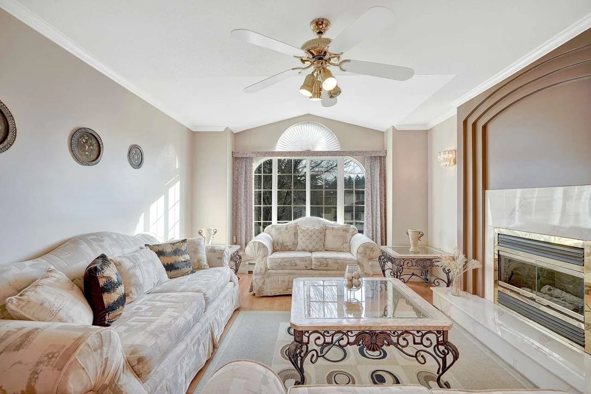 Family Room Photo of 12413 64a Avenue, Surrey, BC