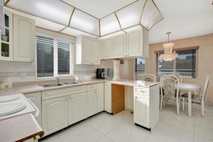 Breakfast Nook Photo of 12413 64a Avenue, Surrey, BC
