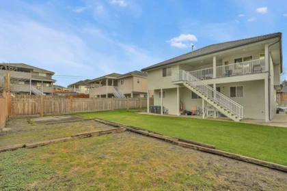 Hot Tub / Spa Photo of 12413 64a Avenue, Surrey, BC