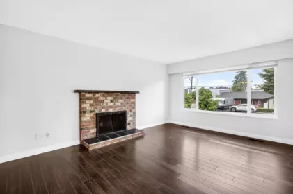20800 Camwood Avenue, Maple Ridge, BC, Maple Ridge — Single Family Residence for sale