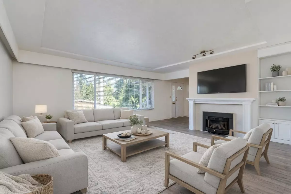 Family Room Photo of 760 Grover Avenue, Coquitlam, BC