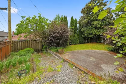 Outdoor Patio Photo of 4802 Venables Street, Burnaby, BC