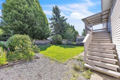 12326 Aurora Street, Maple Ridge, BC, Maple Ridge — Single Family Residence for sale