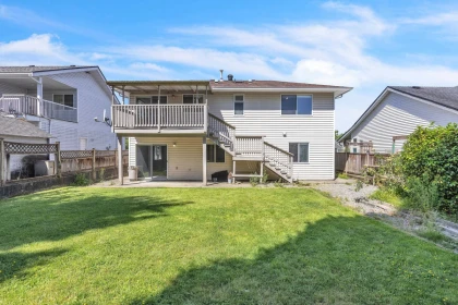12326 Aurora Street, Maple Ridge, BC, Maple Ridge — Single Family Residence for sale