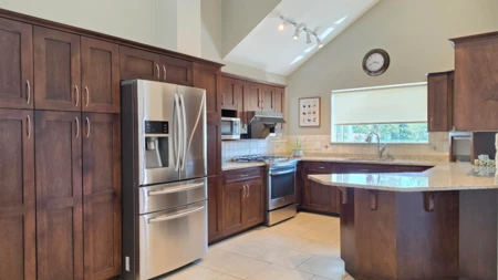 2220 Paulus Crescent, Burnaby, BC, Burnaby — Single Family Residence for sale